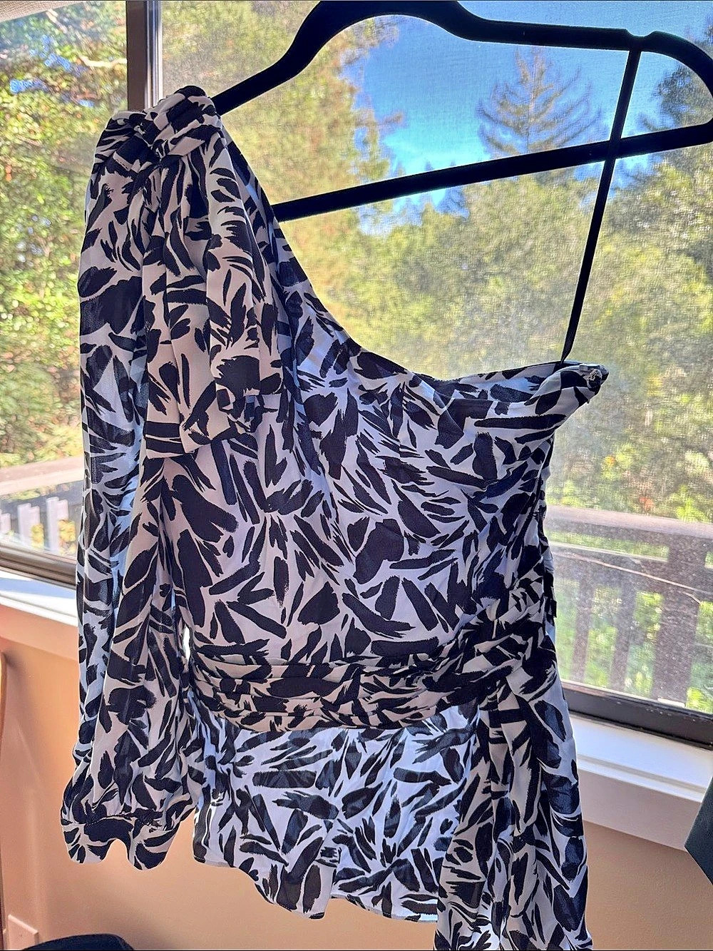 Veronica Beard Vida One-Shoulder Top Blue & black Size 4